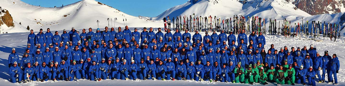 Equipo de profesores de la Escuela de Esquí de Formigal